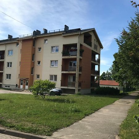 Rozu Romantika Cesis Bagian luar foto