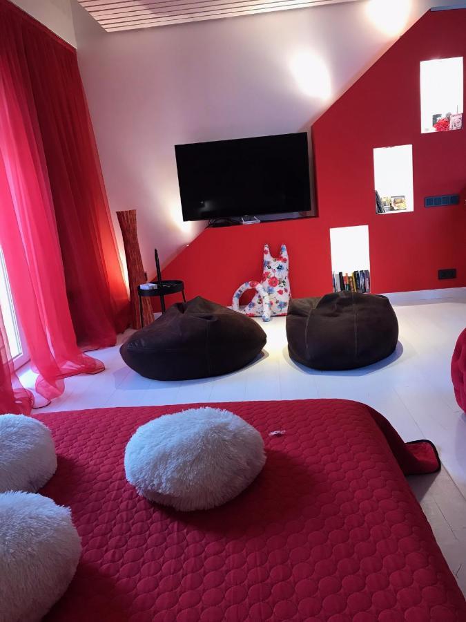 Rozu Romantika Cesis Bagian luar foto